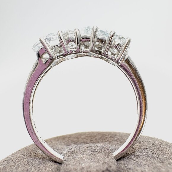 VTG Sterling Silver 925 Trillion Cut Cubic Zirconia Statement Ring Size 9 - Picture 3 of 8